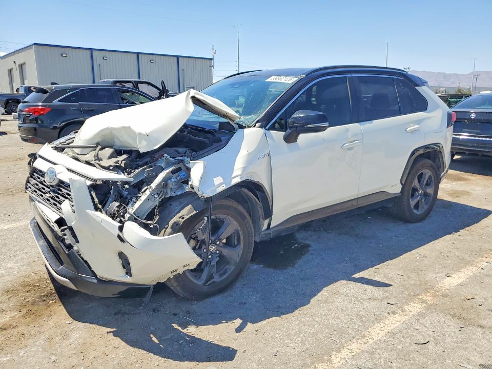 TOYOTA RAV4 2020 with VIN JTMEWRFV9LJ042208 - Photo from auction