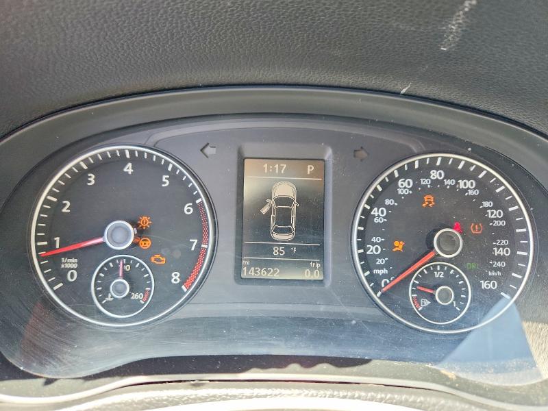 Photo 9 from auction – 2015 VOLKSWAGEN PASSAT with VIN 1VWBT7A31FC087963