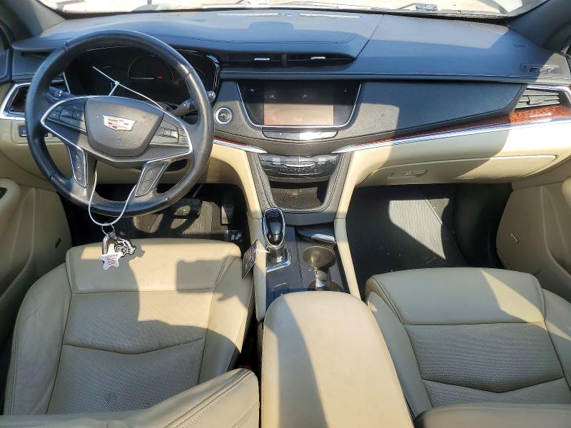 Photo 8 from auction – 2018 CADILLAC XT5 with VIN 1GYKNCRSXJZ185052