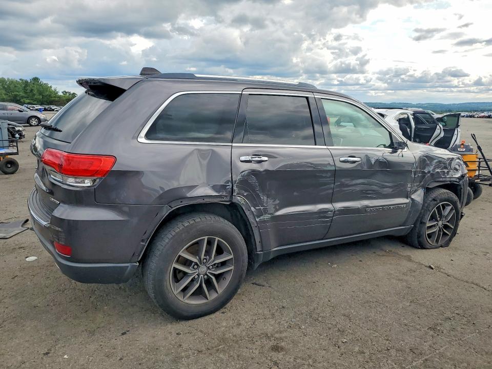 Photo 3 from auction – 2017 JEEP GRAND CHEROKEE with VIN 1C4RJFBG5HC844773