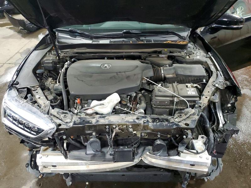 Photo 11 from auction – 2019 ACURA TLX with VIN 19UUB2F49KA007402