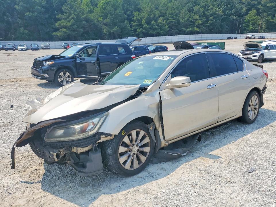 HONDA ACCORD 2014 with VIN 1HGCR2F75EA182249 - Photo from auction