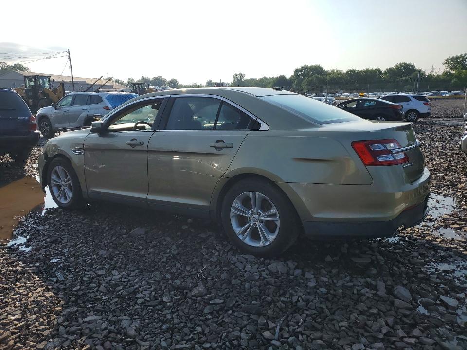 Photo 2 from auction – 2013 FORD TAURUS with VIN 1FAHP2H84DG203559