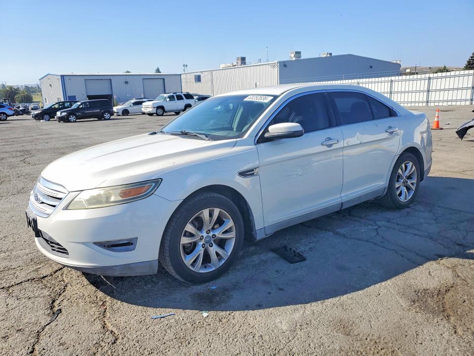 FORD TAURUS 2010 with VIN 1FAHP2EW5AG158260 - Photo from auction
