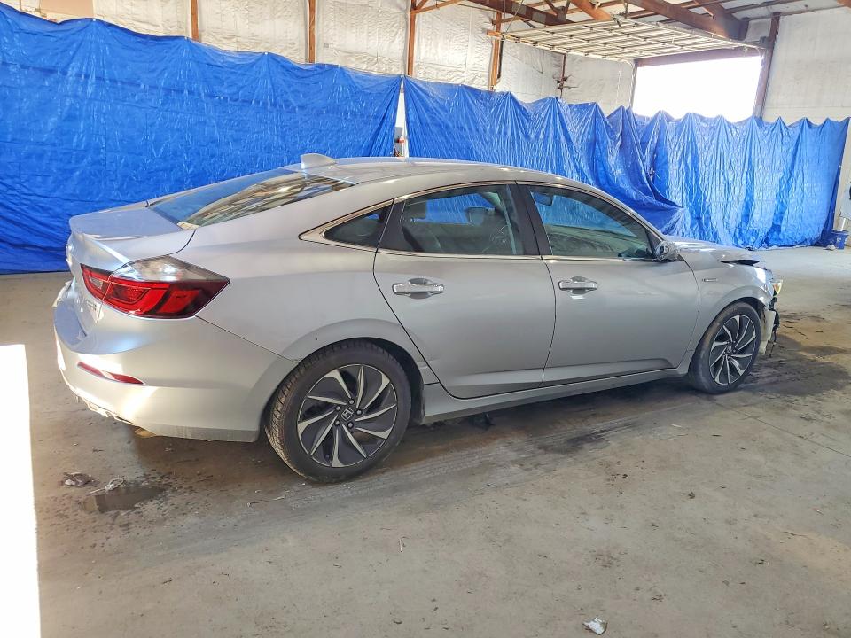 Photo 3 from auction – 2019 HONDA INSIGHT with VIN 19XZE4F99KE002877