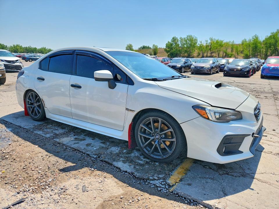 Foto 4 de la subasta – 2018 SUBARU WRX con VIN JF1VA1F69J9801226