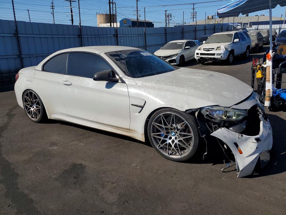 Снимка 4 от търг – 2017 BMW M4 с VIN WBS3U9C34HP971221