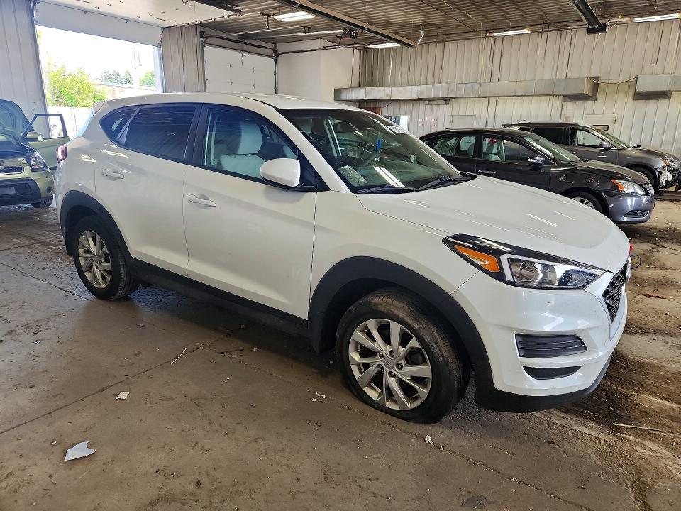 Photo 4 from auction – 2021 HYUNDAI TUCSON with VIN KM8J2CA47MU290619