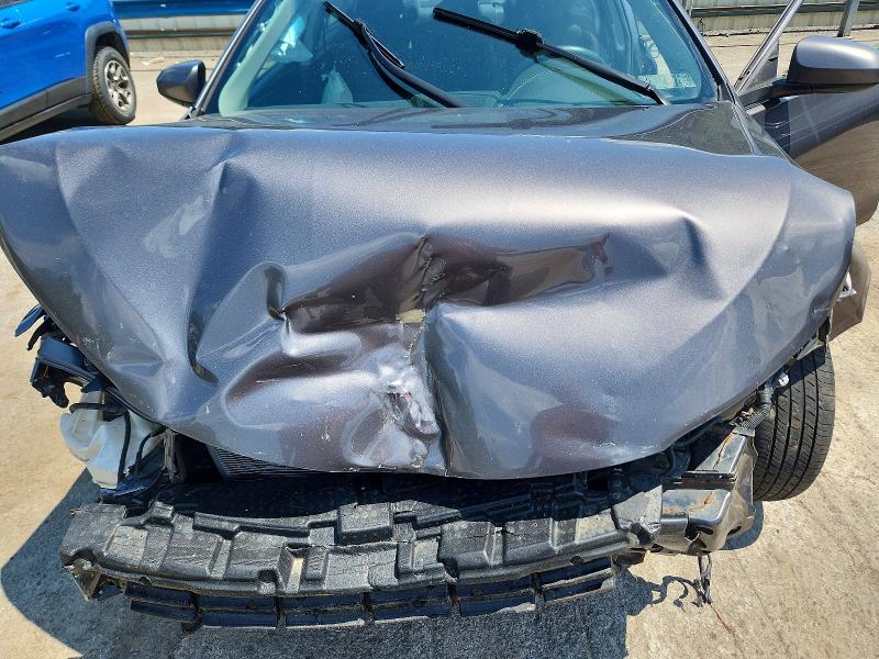 Photo 11 from auction – 2017 TOYOTA CAMRY with VIN 4T1BF1FK2HU731504
