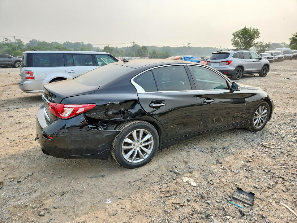 Photo 3 from auction – 2015 INFINITI Q50 with VIN JN1BV7AR2FM391690