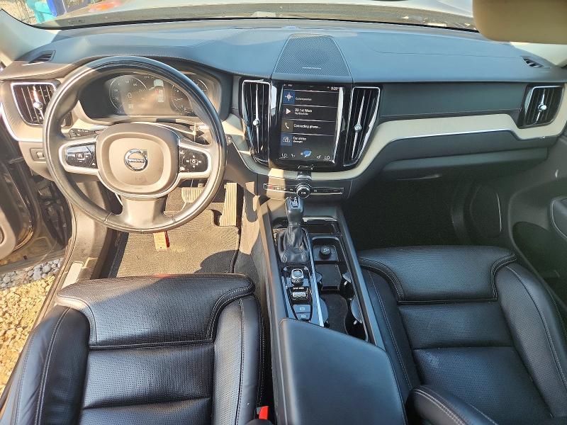 Photo 8 from auction – 2021 VOLVO XC60 with VIN YV4102RL4M1824075