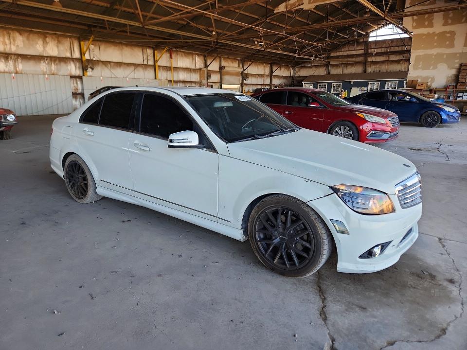 Photo 4 from auction – 2011 MERCEDES-BENZ C with VIN WDDGF5EB7BA518128