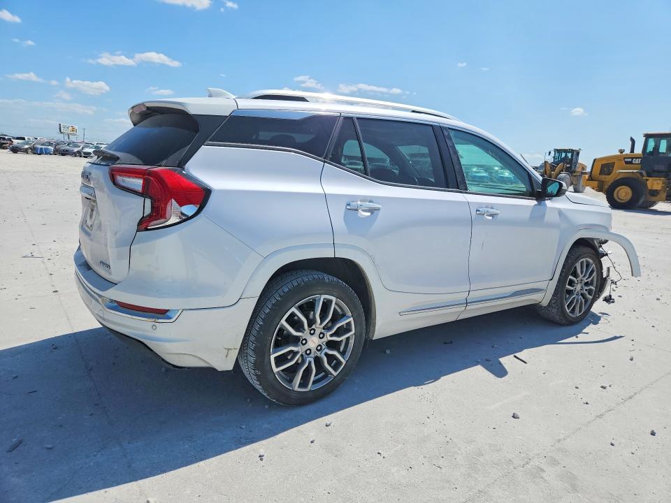 Photo 3 from auction – 2022 GMC TERRAIN with VIN 3GKALXEV7NL313635