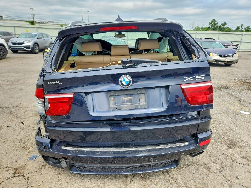 Foto 6 de la subasta – 2012 BMW X5 con VIN 5UXZV8C59CL423191