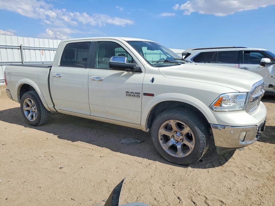 Photo 4 from auction – 2018 RAM 1500 with VIN 1C6RR7NMXJS353487
