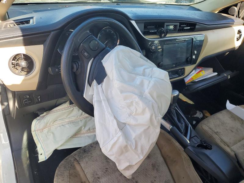 Photo 8 from auction – 2017 TOYOTA COROLLA with VIN 5YFBURHE6HP652270