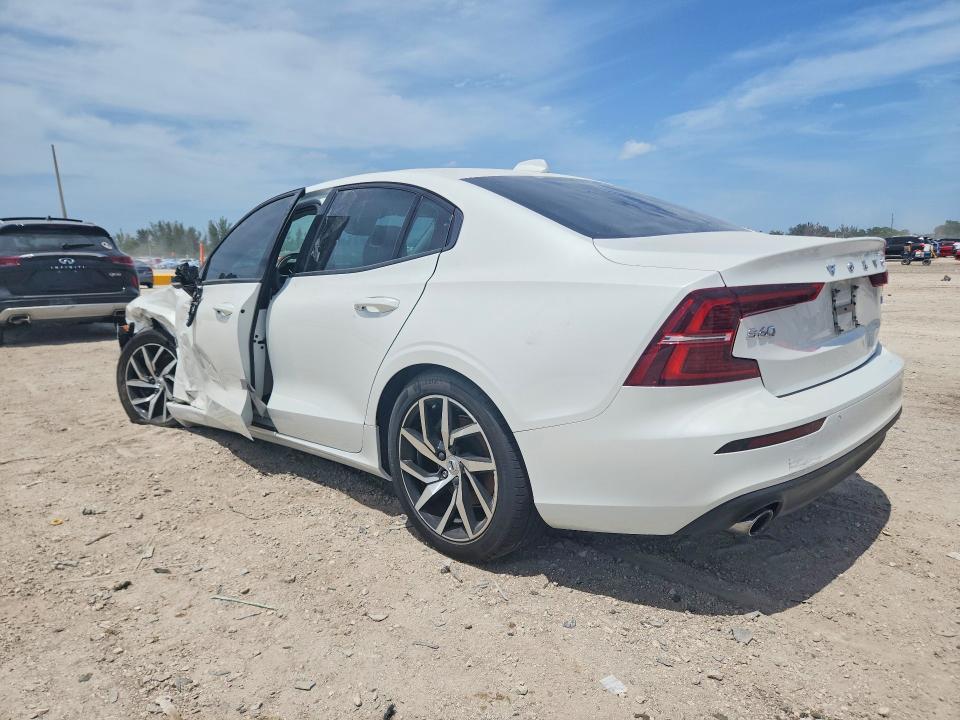Photo 2 from auction – 2020 VOLVO S60 with VIN 7JR102FK4LG047456