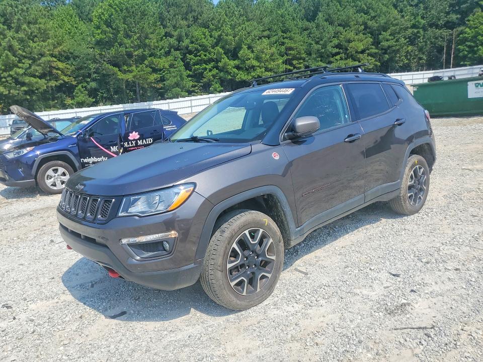 JEEP COMPASS 2019 with VIN 3C4NJDDB4KT799941 - Photo from auction