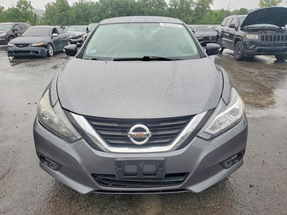 Photo 5 from auction – 2017 NISSAN ALTIMA with VIN 1N4AL3AP8HC266052
