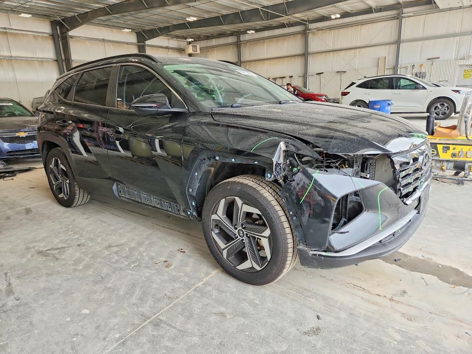 Photo 4 from auction – 2023 HYUNDAI TUCSON with VIN 5NMJFCAE3PH194385