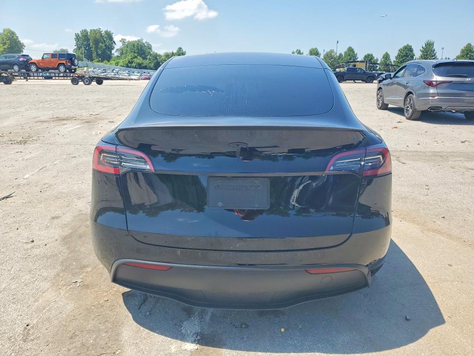 Photo 6 from auction – 2023 TESLA MODEL Y with VIN 7SAYGDEF6PF926145