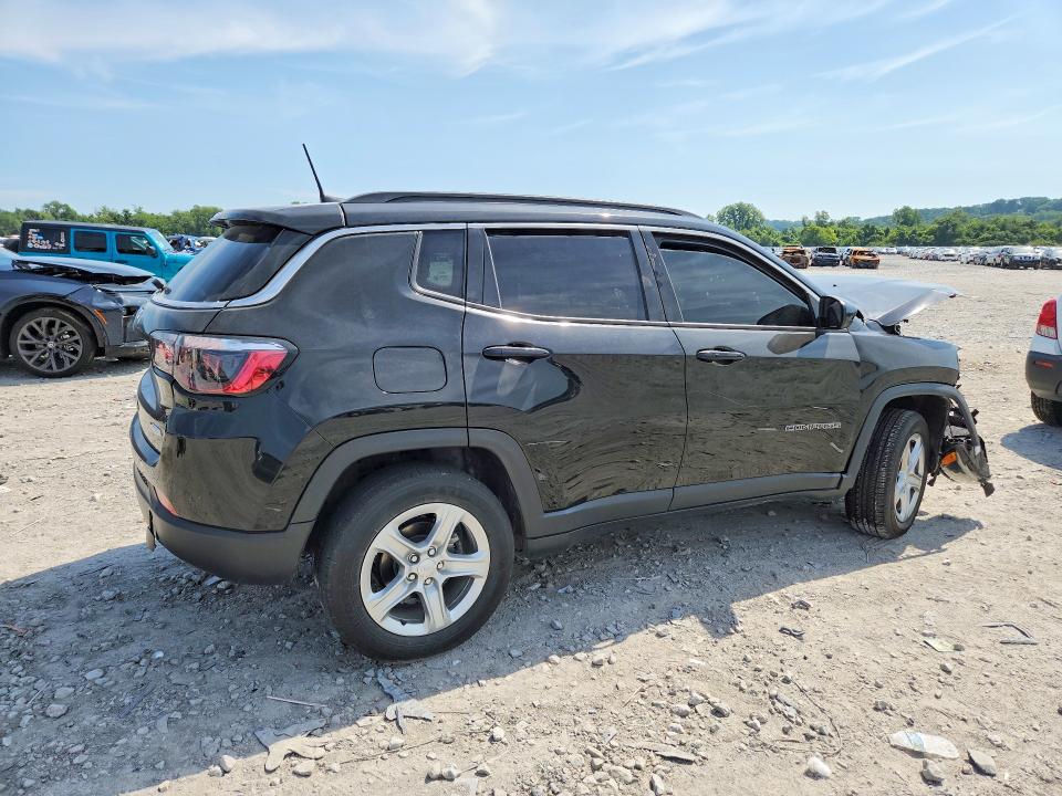 Photo 3 from auction – 2024 JEEP COMPASS with VIN 3C4NJDBN2RT598790
