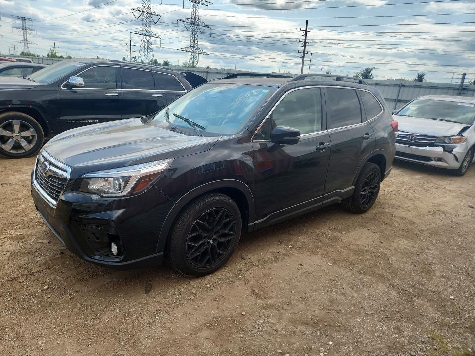 SUBARU FORESTER 2019 with VIN JF2SKAUC1KH561732 - Photo from auction