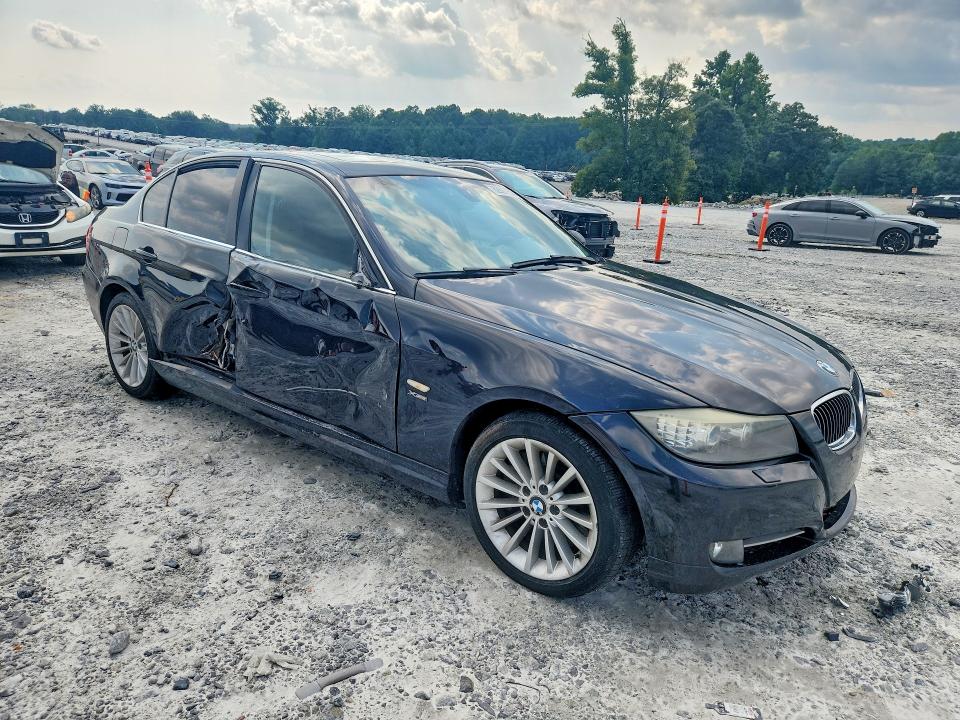 Photo 4 from auction – 2011 BMW 335 with VIN WBAPL5C51BA920160