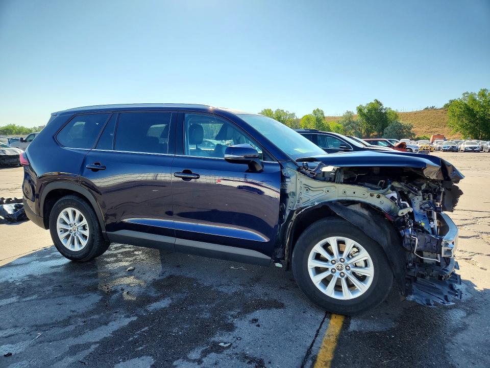 Photo 4 from auction – 2024 TOYOTA GRAND HIGHLANDER with VIN 5TDAAAA57RS003554
