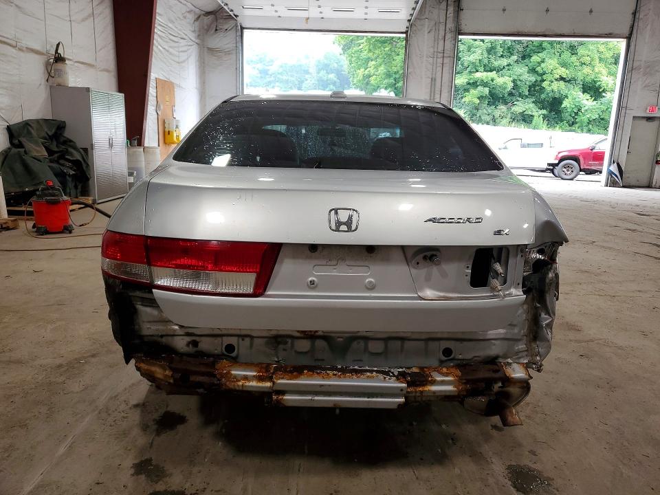 Photo 6 from auction – 2004 HONDA ACCORD with VIN 1HGCM56804A010525