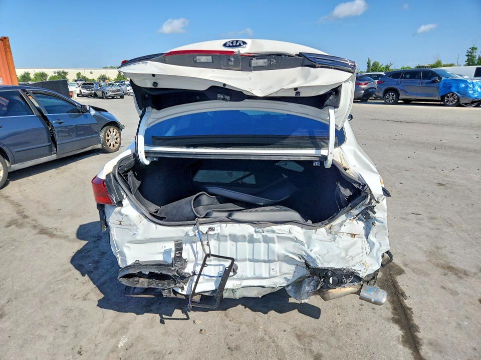 Photo 6 from auction – 2021 KIA FORTE with VIN 3KPF24AD8ME382644