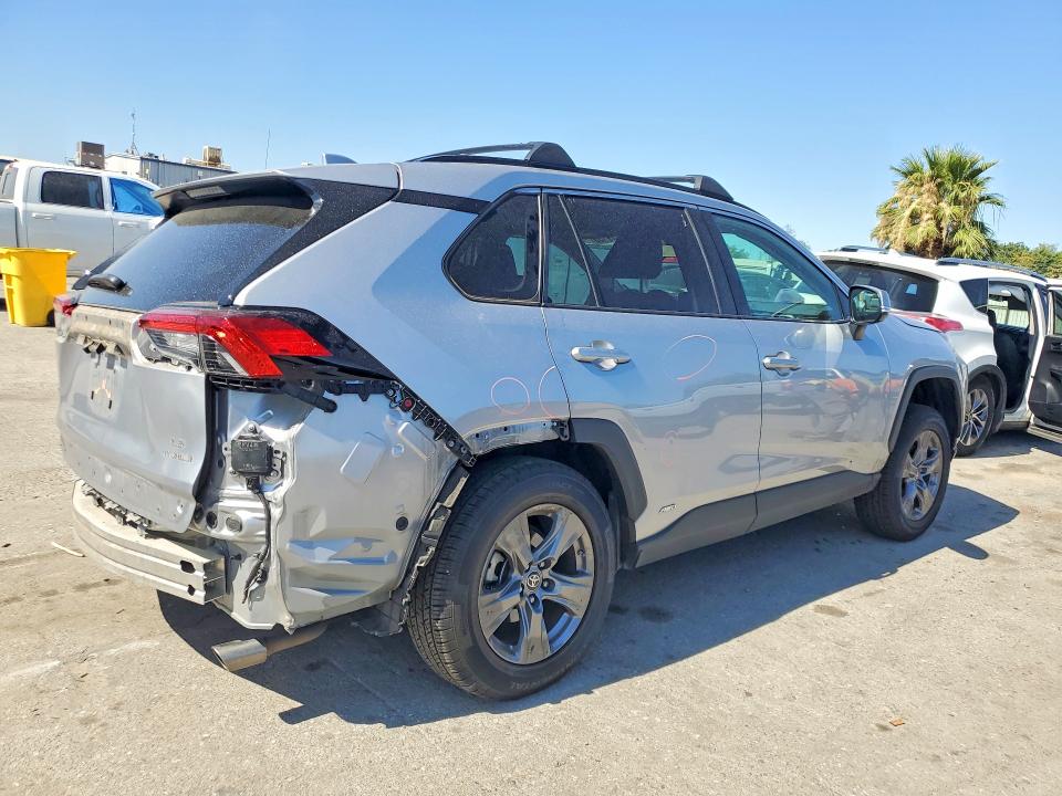 Photo 3 from auction – 2024 TOYOTA RAV4 with VIN 4T3MWRFV4RU134994