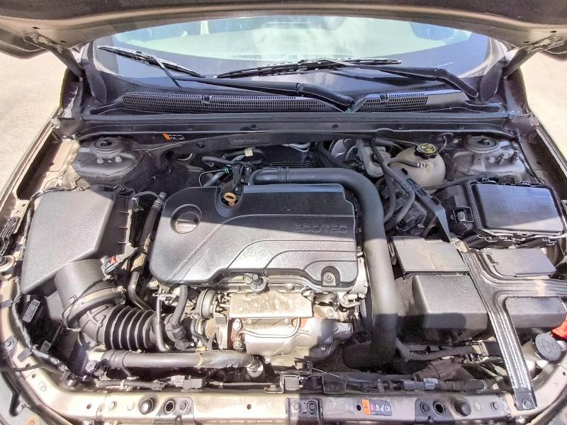 Photo 11 from auction – 2020 CHEVROLET MALIBU with VIN 1G1ZD5ST7LF054311
