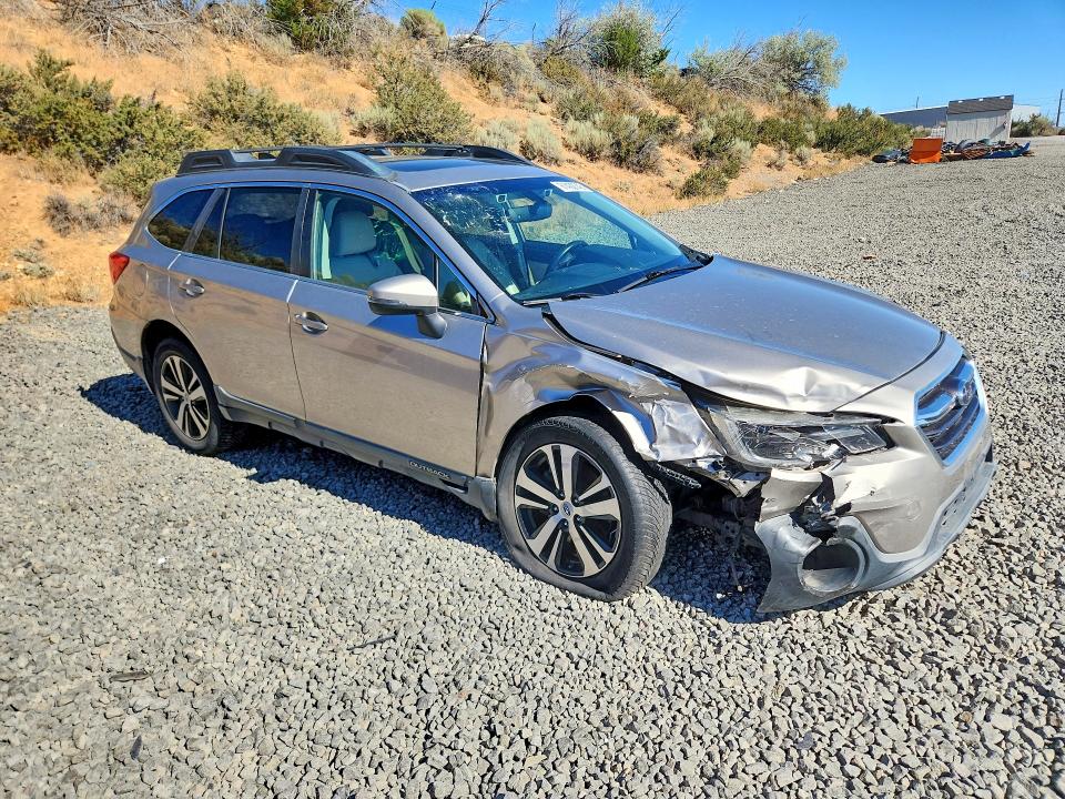 Photo 4 from auction – 2018 SUBARU OUTBACK with VIN 4S4BSANC4J3383920