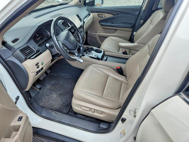 Photo 7 from auction – 2019 HONDA PILOT with VIN 5FNYF6H92KB039944
