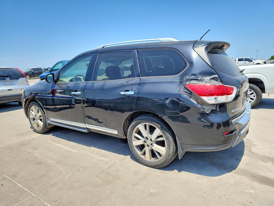 Photo 2 from auction – 2015 NISSAN PATHFINDER with VIN 5N1AR2MN1FC681378
