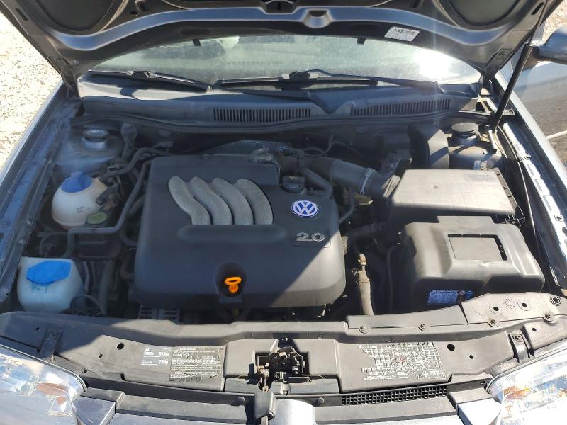 Photo 11 from auction – 2004 VOLKSWAGEN JETTA with VIN 3VWRA69M04M027678