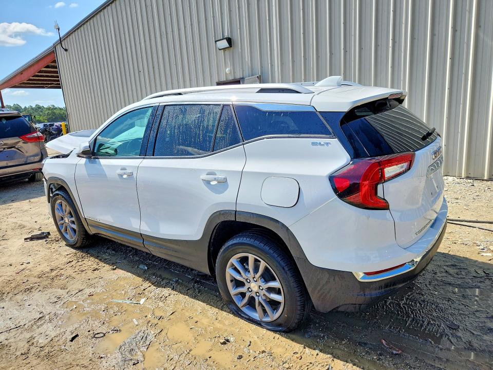 Photo 2 from auction – 2024 GMC TERRAIN with VIN 3GKALVEG6RL164680