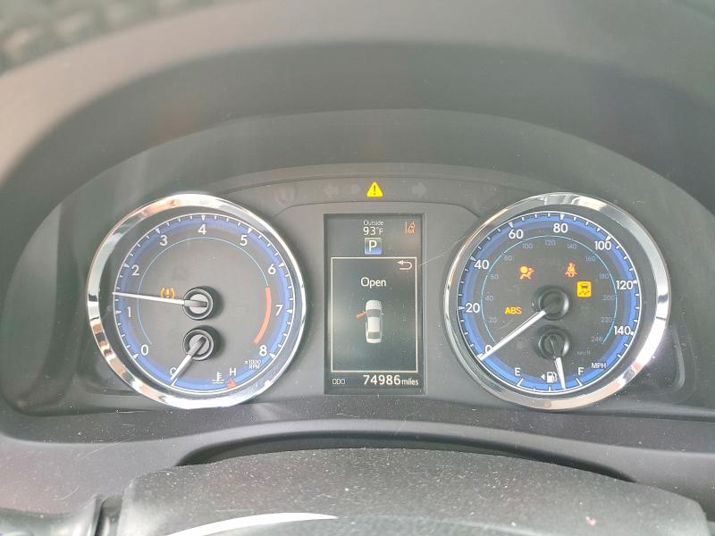 Photo 9 from auction – 2017 TOYOTA COROLLA with VIN 5YFBURHE1HP647347