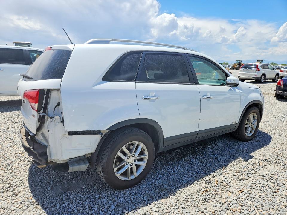 Photo 3 from auction – 2014 KIA SORENTO with VIN 5XYKTDA72EG482457