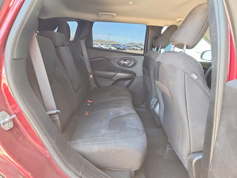 Photo 11 from auction – 2019 JEEP CHEROKEE with VIN 1C4PJLCB2KD490463