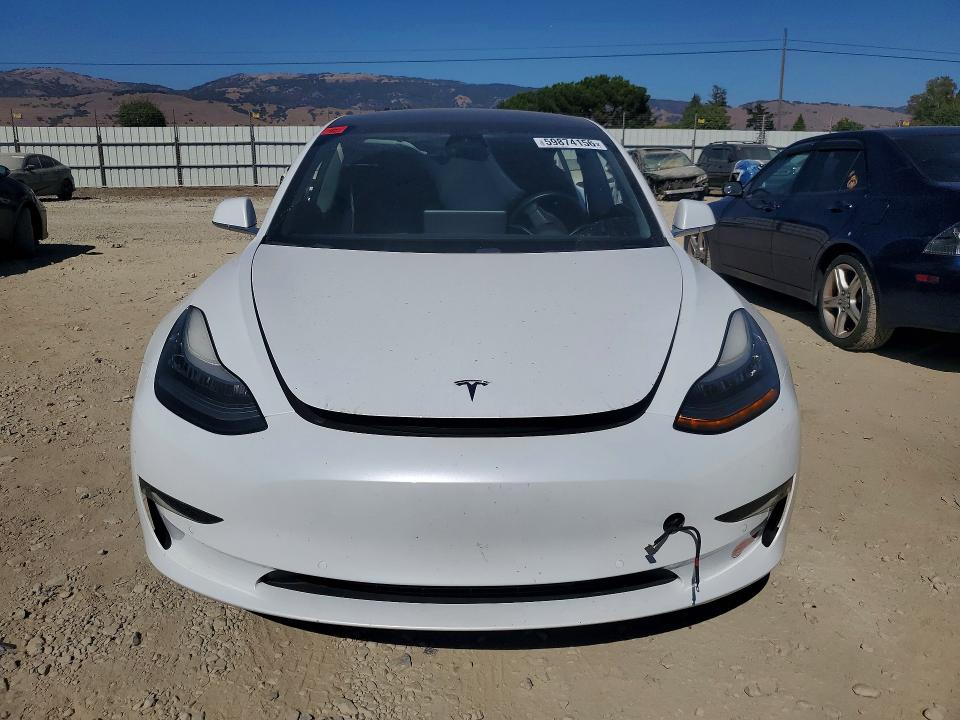 Photo 5 from auction – 2018 TESLA MODEL 3 with VIN 5YJ3E1EB2JF111568