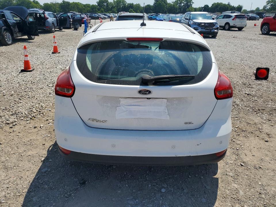 Photo 6 from auction – 2017 FORD FOCUS with VIN 1FADP3M28HL213739