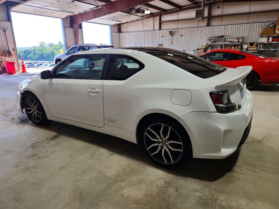 Photo 2 from auction – 2014 SCION TC with VIN JTKJF5C7XE3073626