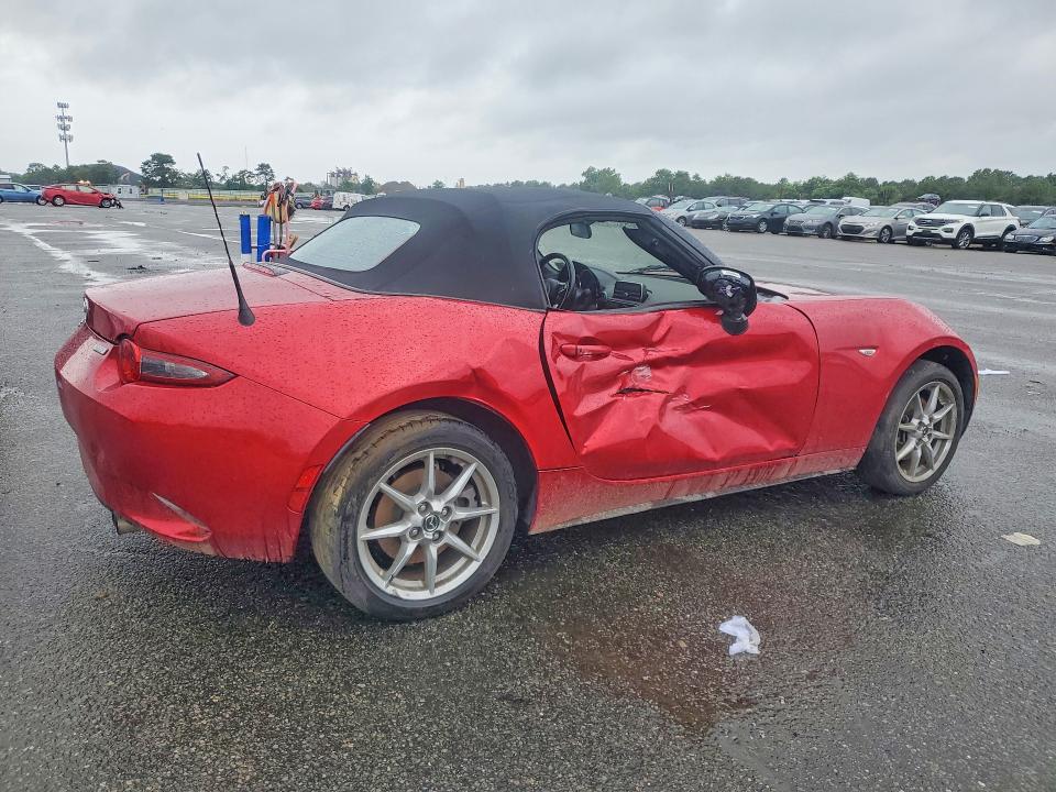 Photo 3 from auction – 2016 MAZDA MX-5 MIATA with VIN JM1NDAB71G0113847