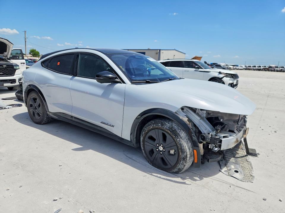 Photo 4 from auction – 2023 FORD MUSTANG MACH-E with VIN 3FMTK2SU6PMA31212