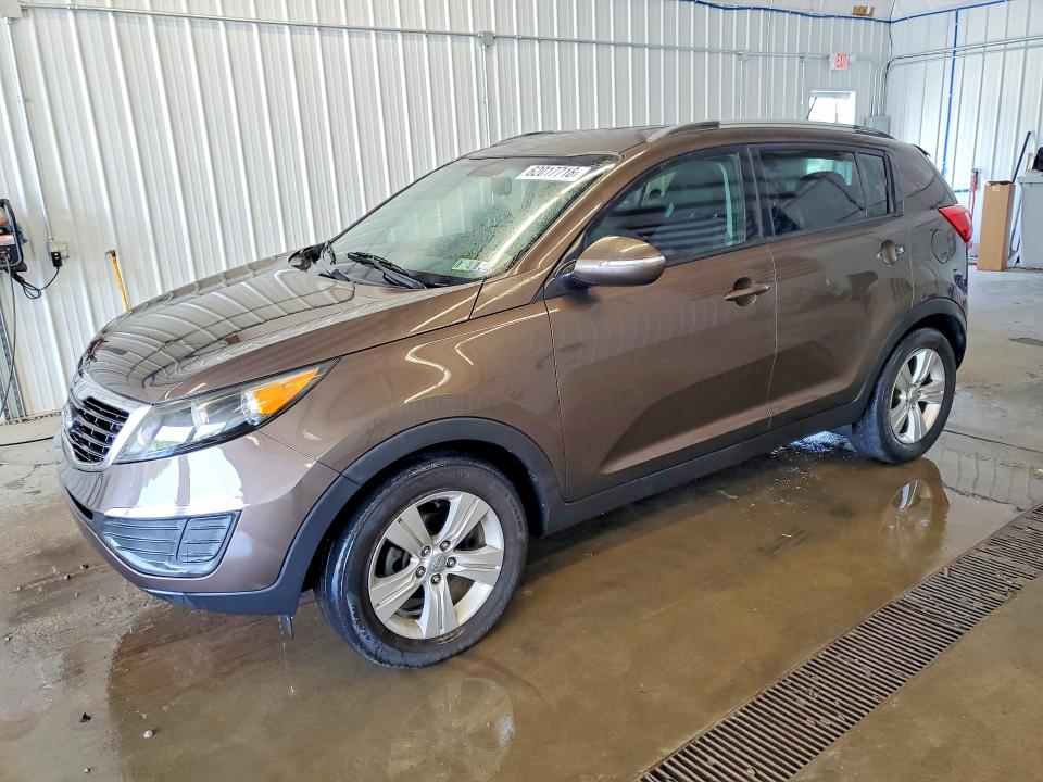 KIA SPORTAGE 2011 with VIN KNDPB3A29B7033762 - Photo from auction