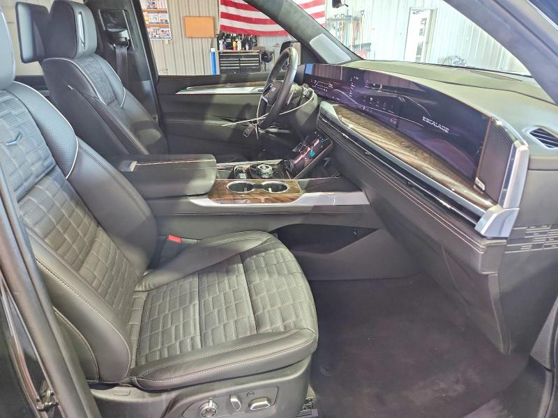 Photo 13 from auction – 2025 CADILLAC ESCALADE with VIN 1GYS9RRL4SR331561