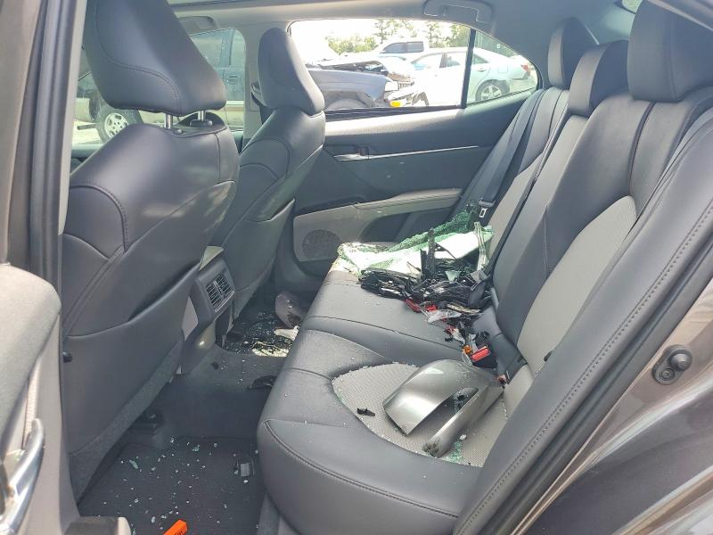Photo 10 from auction – 2020 TOYOTA CAMRY with VIN 4T1FZ1AK8LU044200