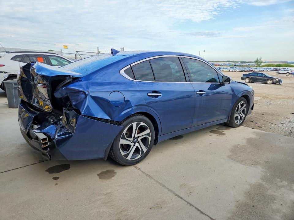 Photo 3 from auction – 2021 SUBARU LEGACY with VIN 4S3BWGP64M3017009